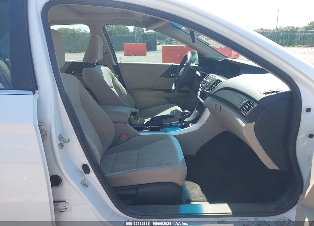 2013 HONDA ACCORD VIN: 1HGCR2F74DA194276