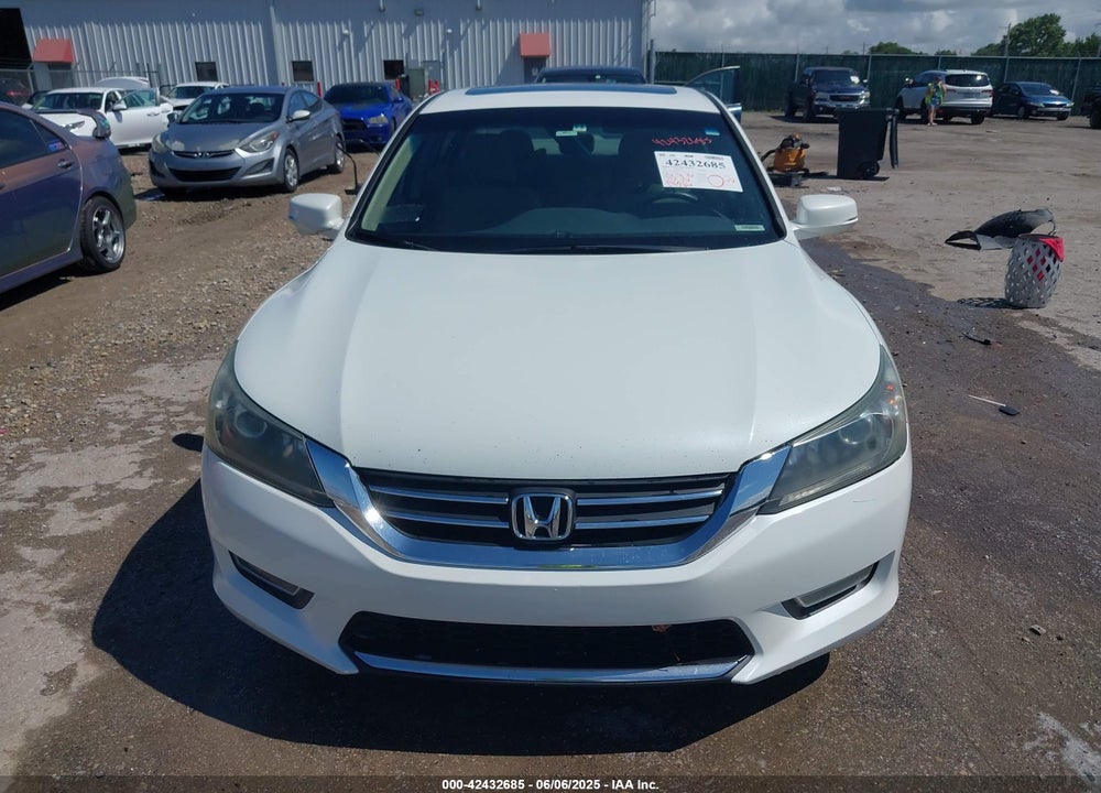 2013 HONDA ACCORD VIN: 1HGCR2F74DA194276
