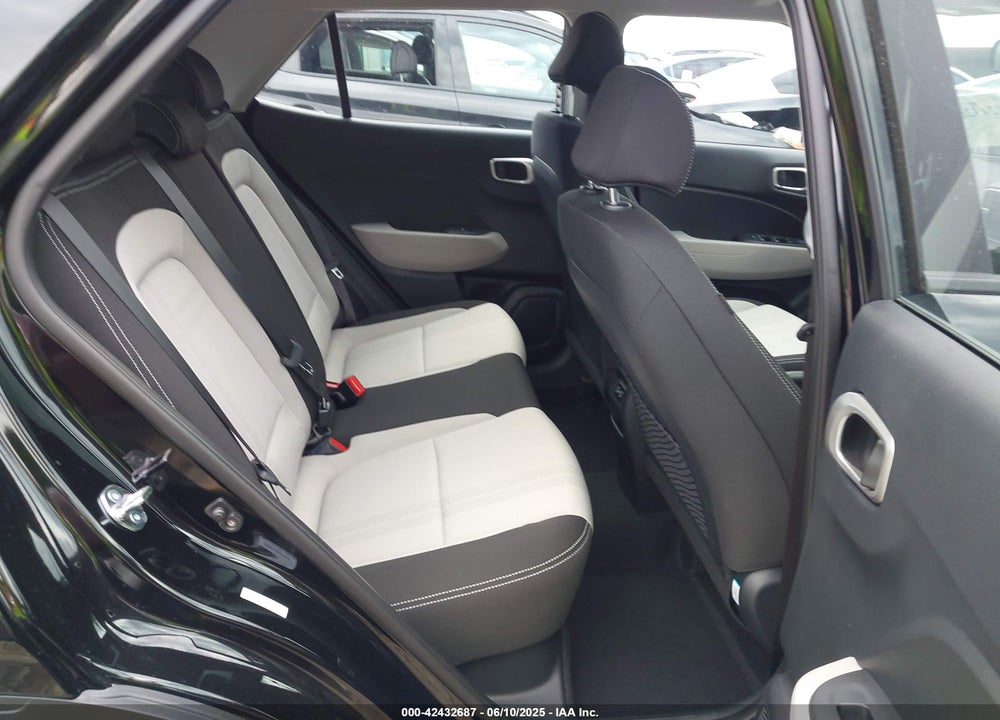 2025 HYUNDAI VENUE SEL VIN: KMHRC8A36SU378028