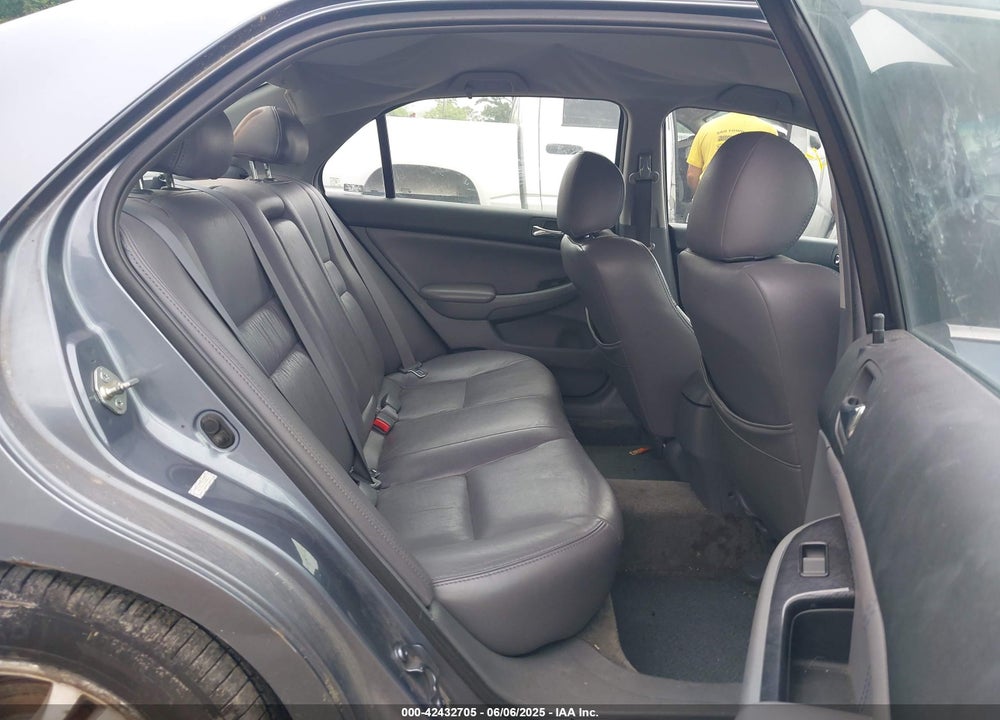 2007 HONDA ACCORD VIN: 1HGCM56307A006385
