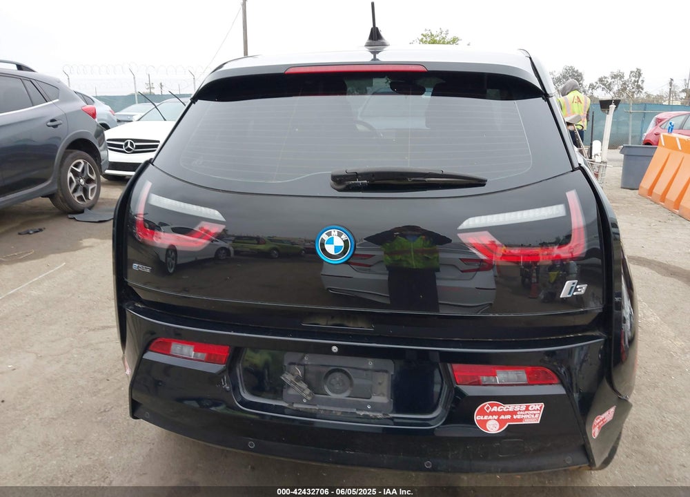 2017 BMW I3 94 AH VIN: WBY1Z6C38HV548747