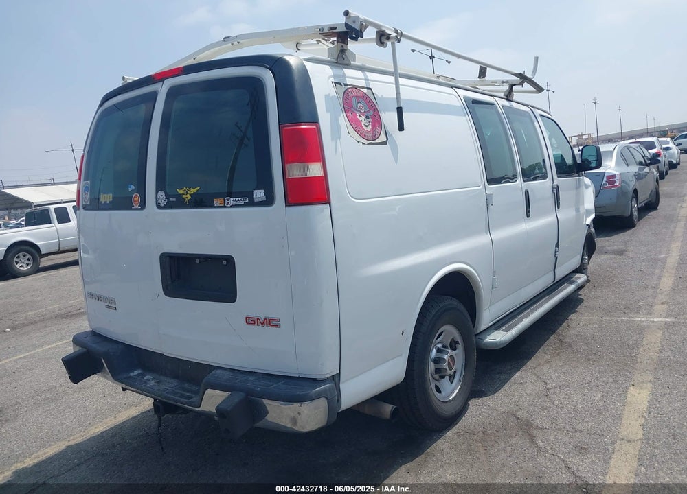 2014 GMC SAVANA 2500 VIN: 1GTW7FCA2E1903829