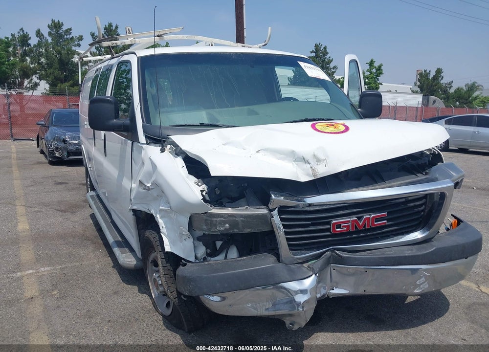 2014 GMC SAVANA 2500 VIN: 1GTW7FCA2E1903829