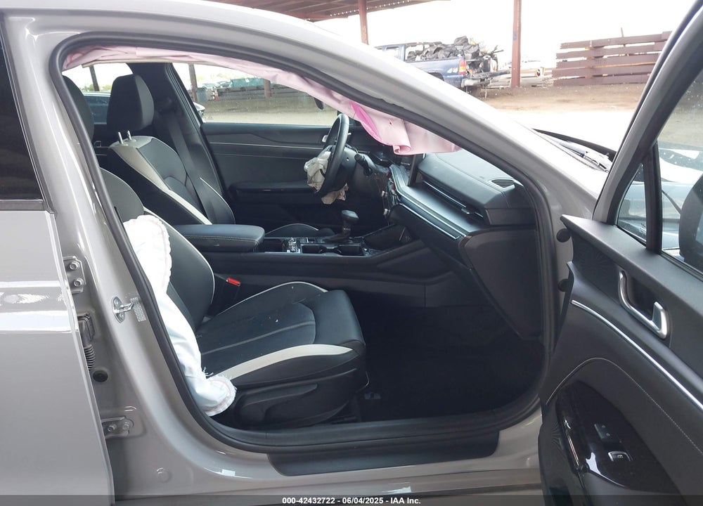 2025 KIA K5 VIN: KNAG64J70S5278903