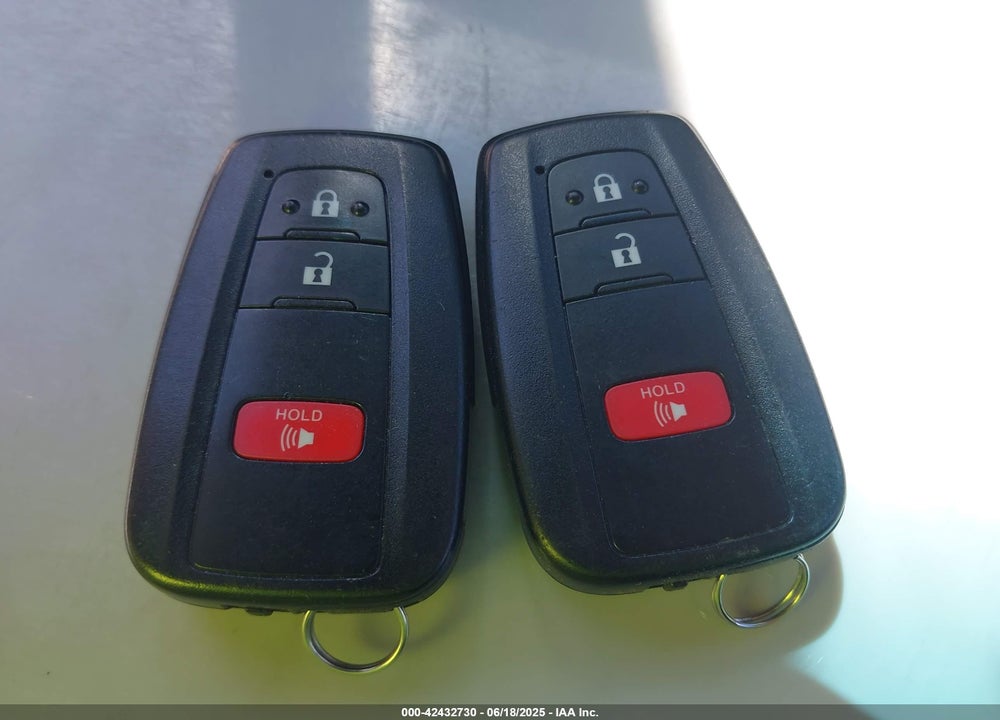 2016 TOYOTA PRIUS VIN: JTDKARFU1G3004619