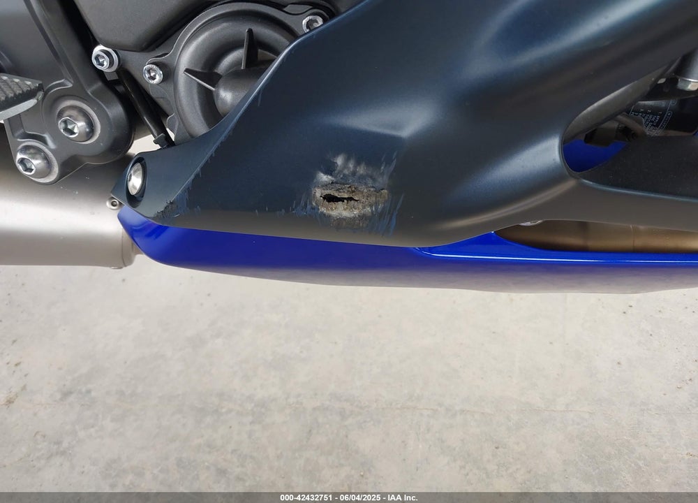 2022 YAMAHA YZFR7 VIN: JYARM38E2NA000673