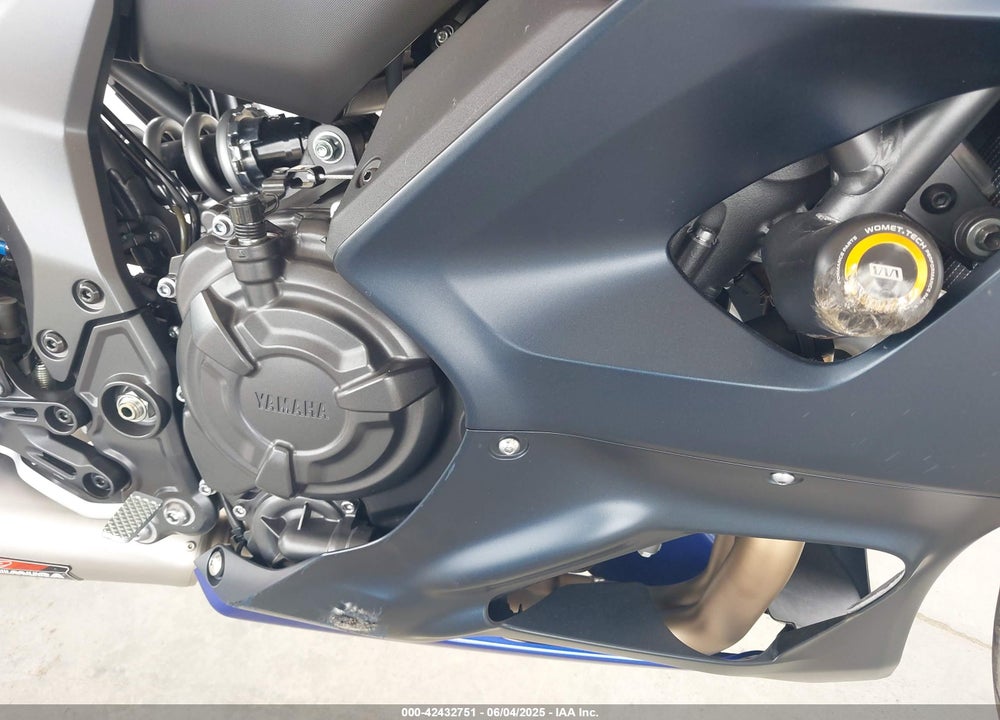 2022 YAMAHA YZFR7 VIN: JYARM38E2NA000673