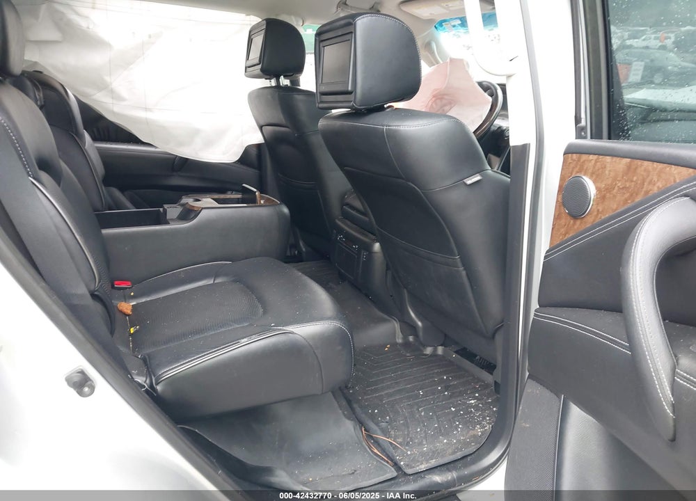2015 INFINITI QX80 VIN: JN8AZ2NEXF9086811