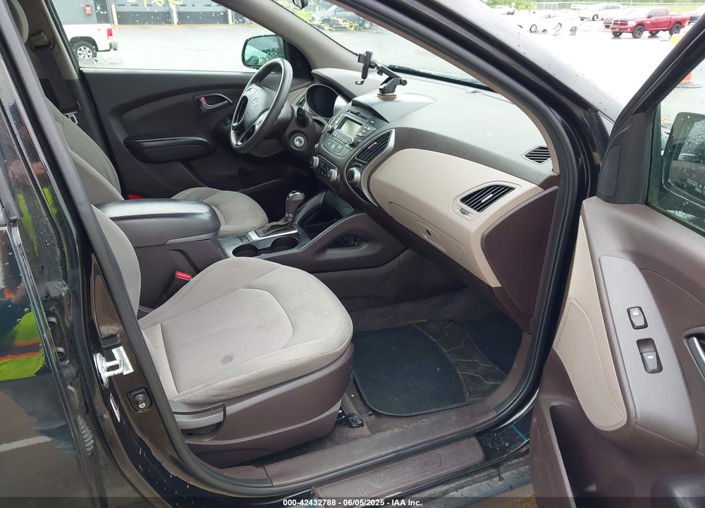 2015 HYUNDAI TUCSON VIN: KM8JT3AF7FU986009