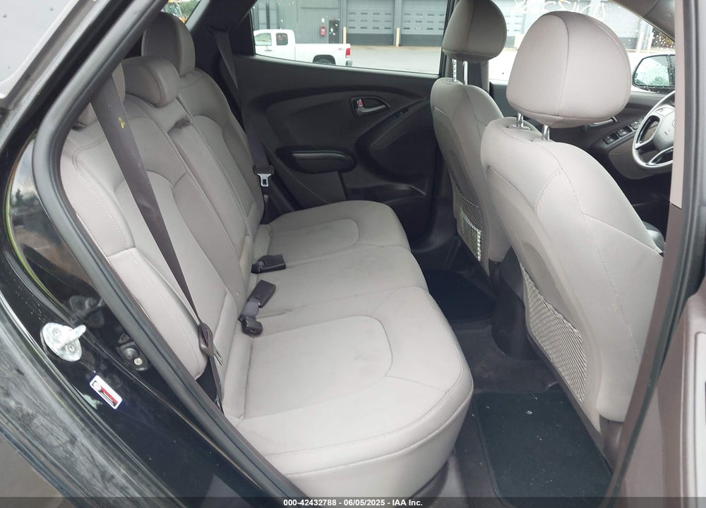 2015 HYUNDAI TUCSON VIN: KM8JT3AF7FU986009