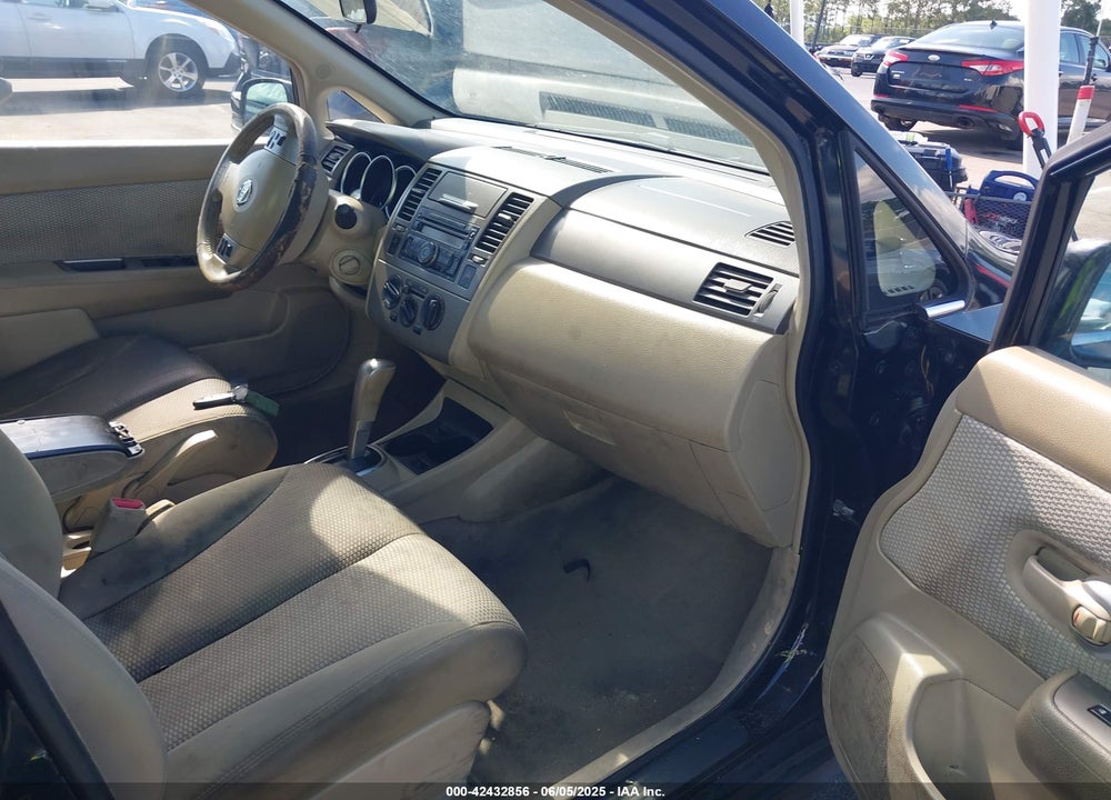 2008 NISSAN VERSA VIN: 3N1BC11E08L395752