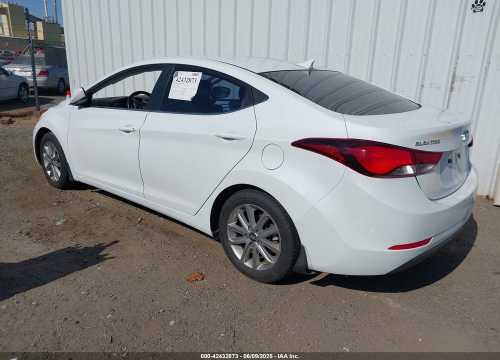 2015 HYUNDAI ELANTRA SE VIN: 5NPDH4AE6FH611903