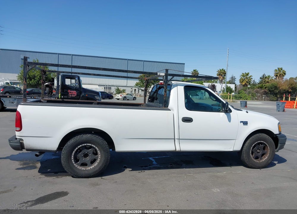 2002 FORD F-150 XL/XLT VIN: 1FTRF17W72NA85298