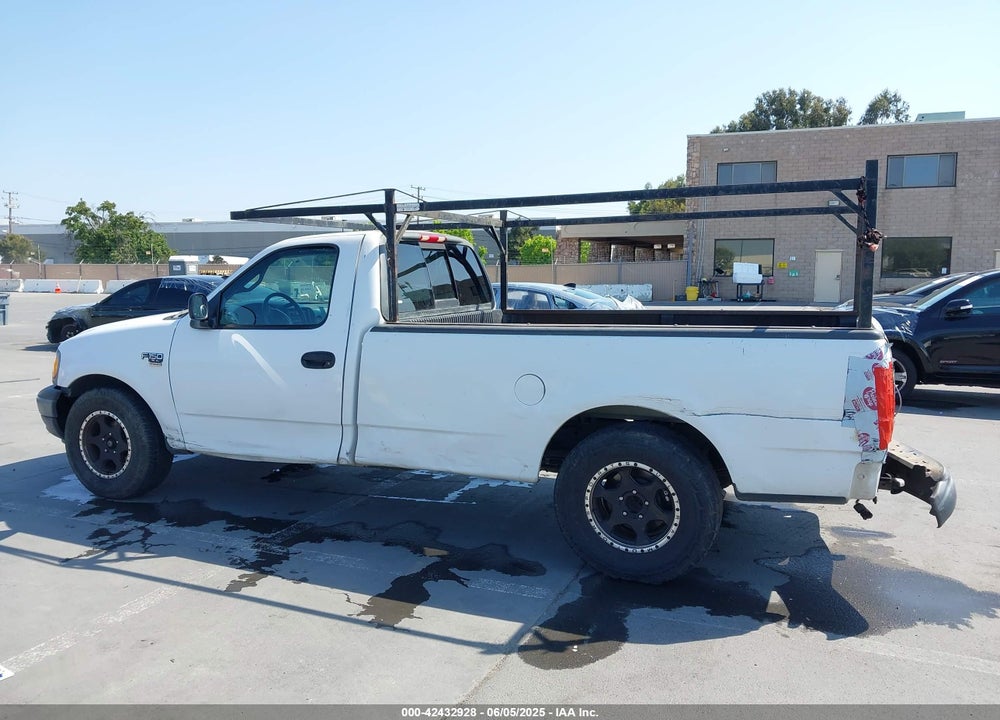 2002 FORD F-150 XL/XLT VIN: 1FTRF17W72NA85298