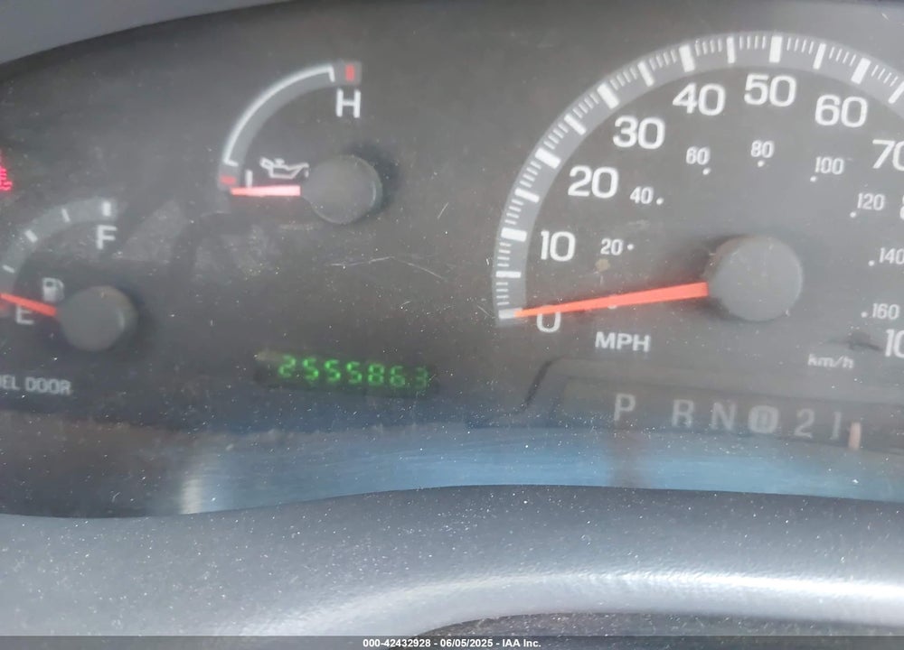 2002 FORD F-150 XL/XLT VIN: 1FTRF17W72NA85298