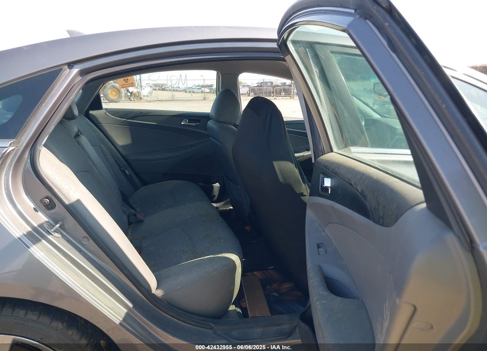 2012 HYUNDAI SONATA VIN: 5NPEC4AB6CH423001