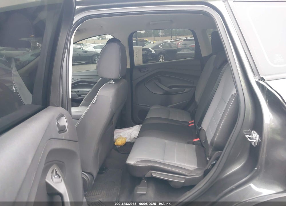 2017 FORD ESCAPE VIN: 1FMCU0F73HUB68303