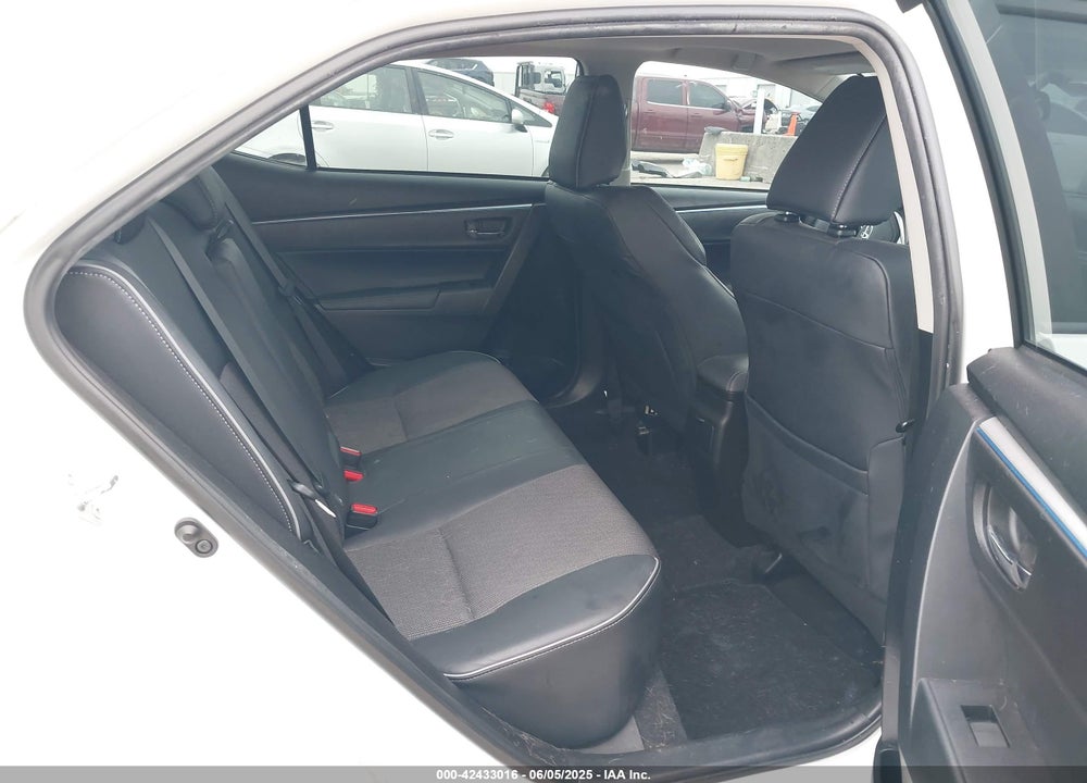 2015 TOYOTA COROLLA VIN: 5YFBURHE1FP191315