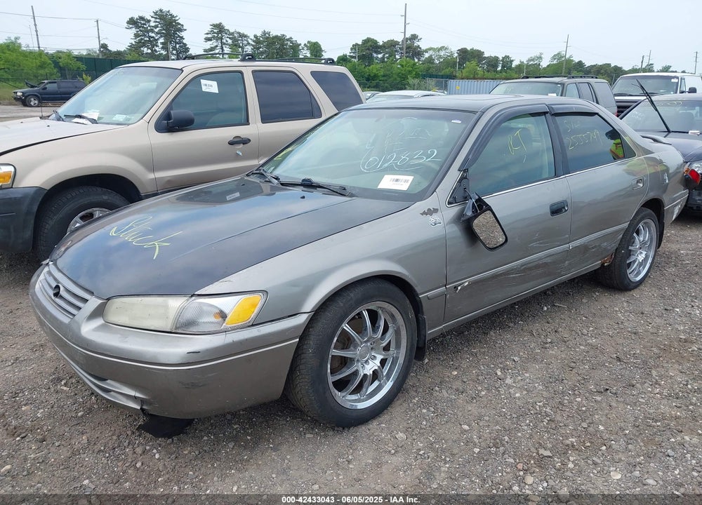 1997 TOYOTA CAMRY XLE V6 VIN: 4T1BF22K8VU012832