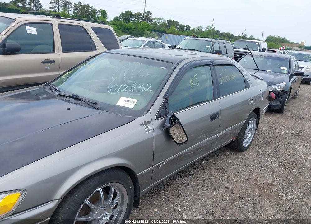 1997 TOYOTA CAMRY XLE V6 VIN: 4T1BF22K8VU012832