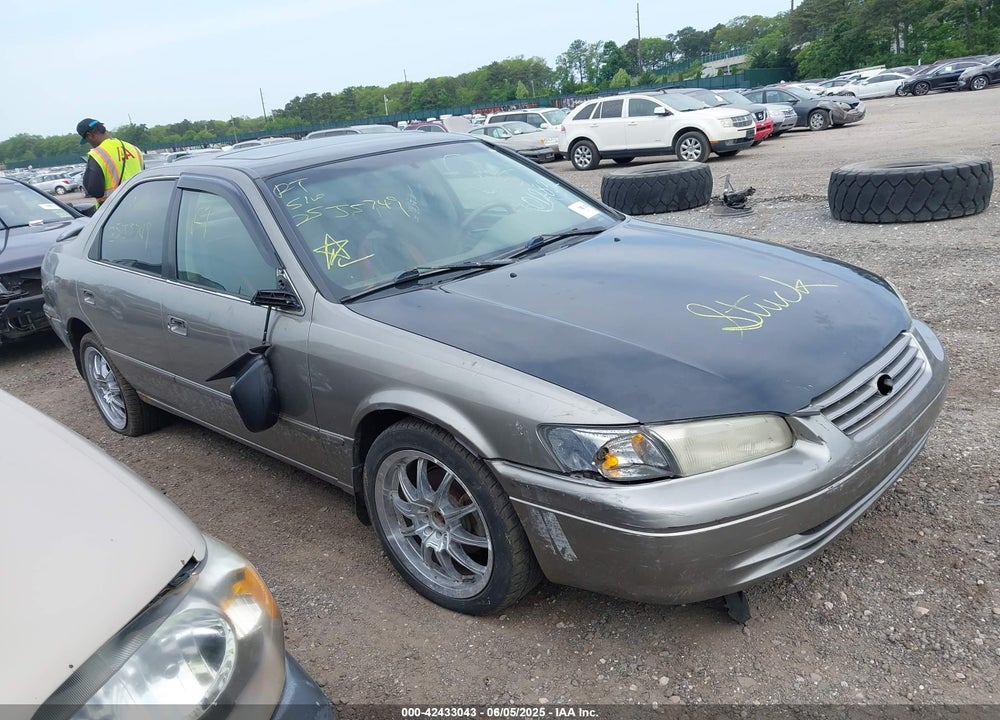 1997 TOYOTA CAMRY XLE V6 VIN: 4T1BF22K8VU012832