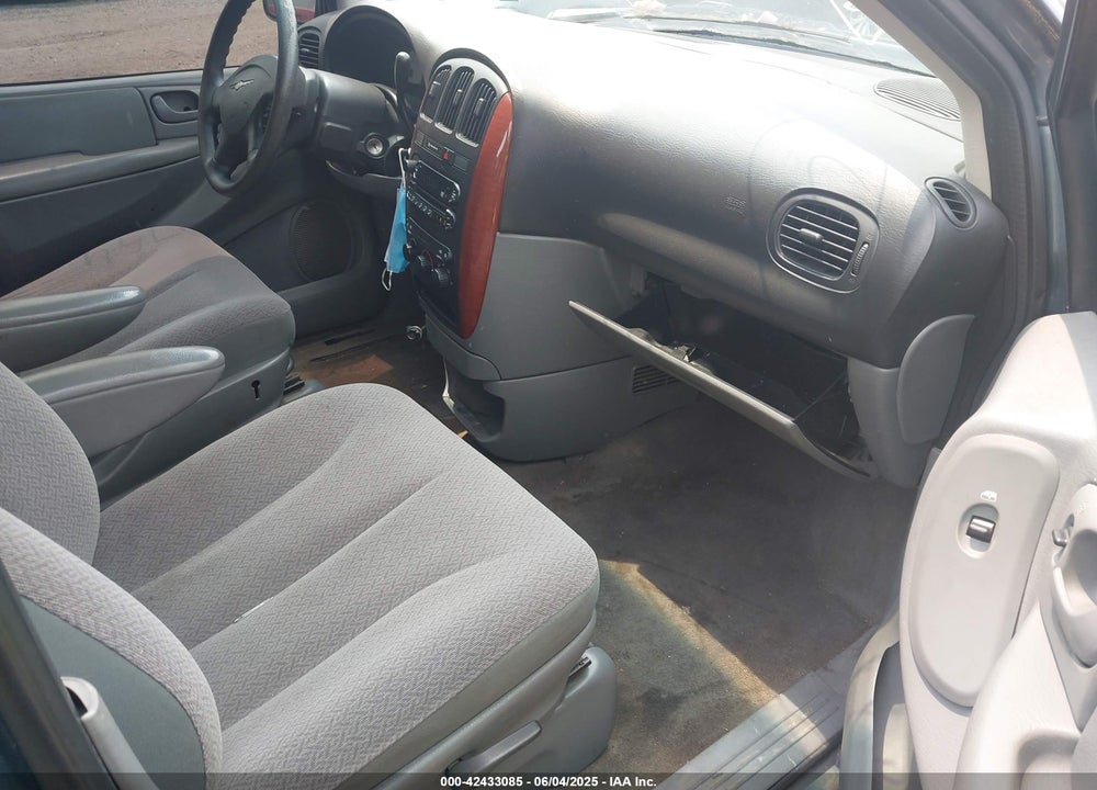 2006 CHRYSLER TOWN & COUNTRY VIN: 1A4GP45R36B745583