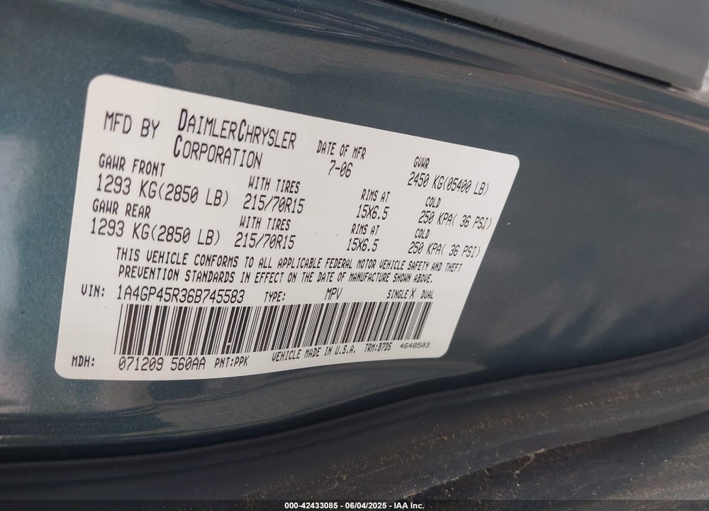 2006 CHRYSLER TOWN & COUNTRY VIN: 1A4GP45R36B745583