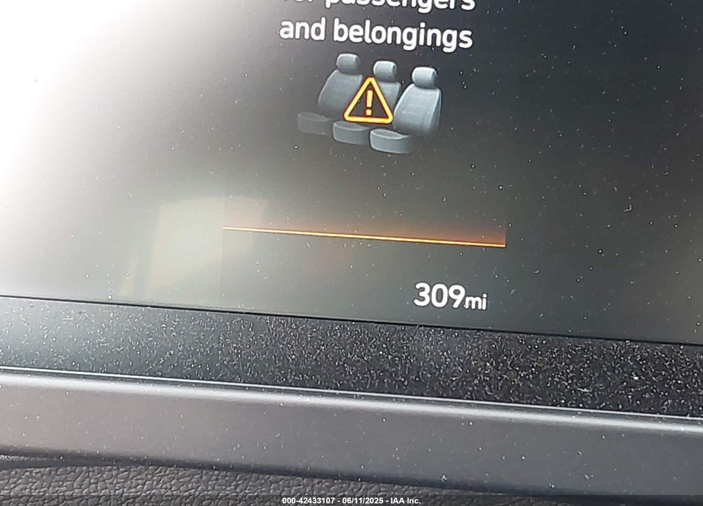 2025 HYUNDAI ELANTRA VIN: KMHLM4DG2SU956457