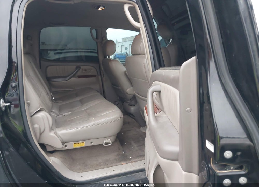 2005 TOYOTA TUNDRA LIMITED V8 VIN: 5TBET38175S483706