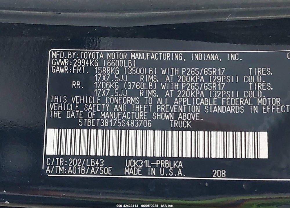 2005 TOYOTA TUNDRA LIMITED V8 VIN: 5TBET38175S483706