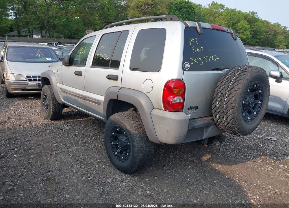 2004 JEEP LIBERTY VIN: 1J4GL48K14W303532