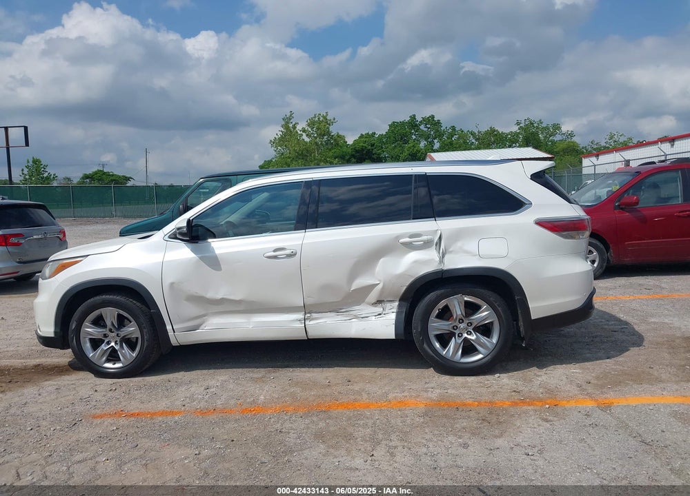 2015 TOYOTA HIGHLANDER LIMITED PLATINUM V6 VIN: 5TDDKRFHXFS142875