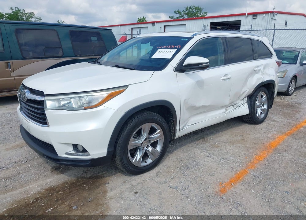 2015 TOYOTA HIGHLANDER LIMITED PLATINUM V6 VIN: 5TDDKRFHXFS142875