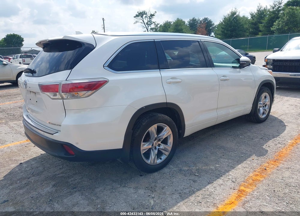 2015 TOYOTA HIGHLANDER LIMITED PLATINUM V6 VIN: 5TDDKRFHXFS142875
