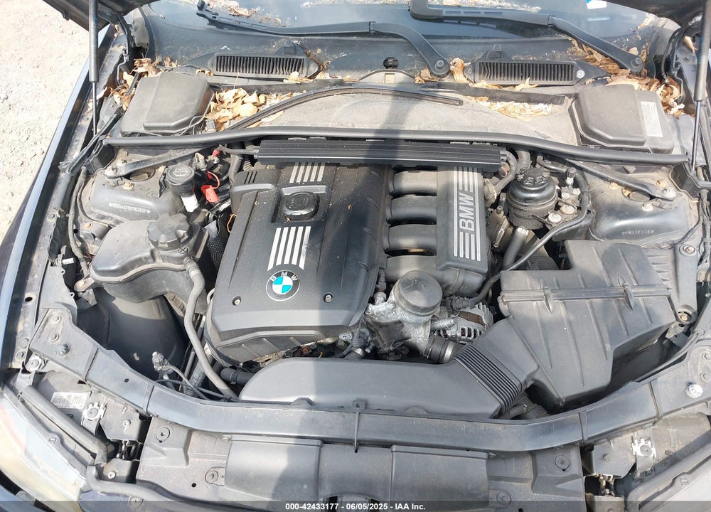 2007 BMW 328I VIN: WBAVA37557NE28391