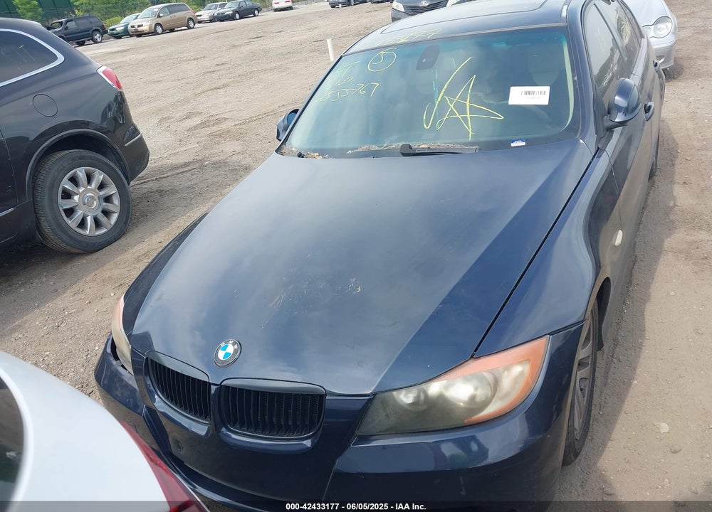 2007 BMW 328I VIN: WBAVA37557NE28391