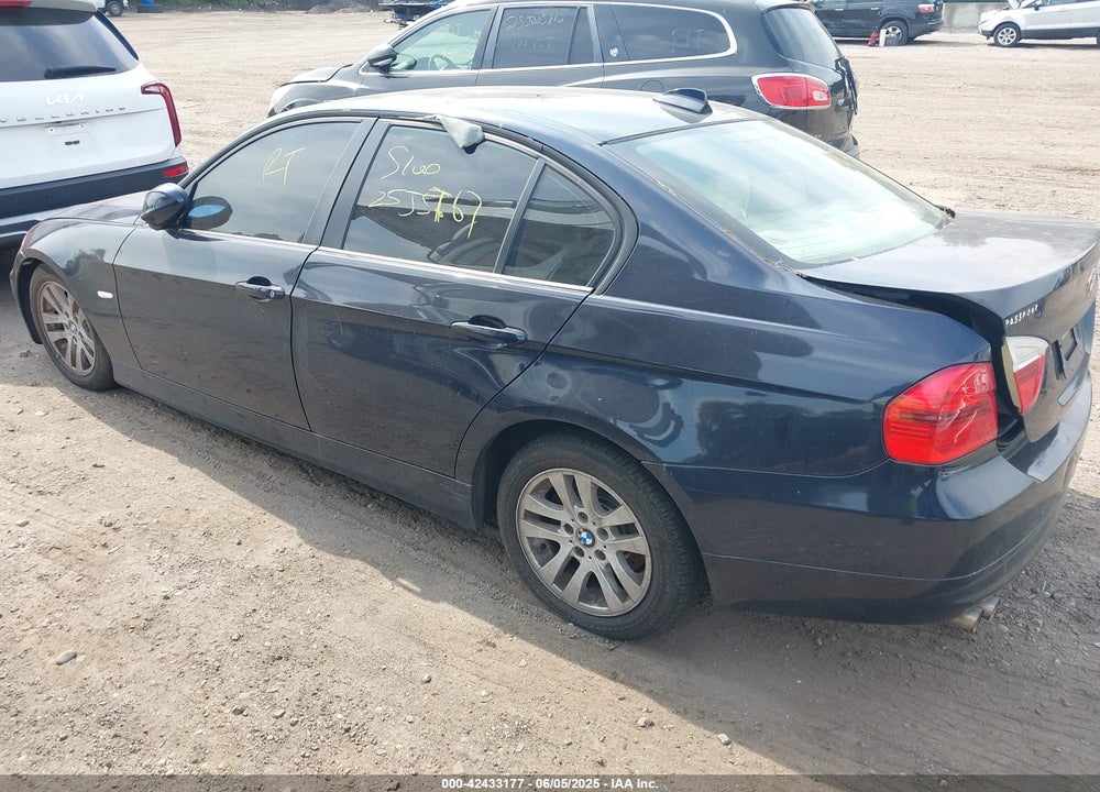 2007 BMW 328I VIN: WBAVA37557NE28391