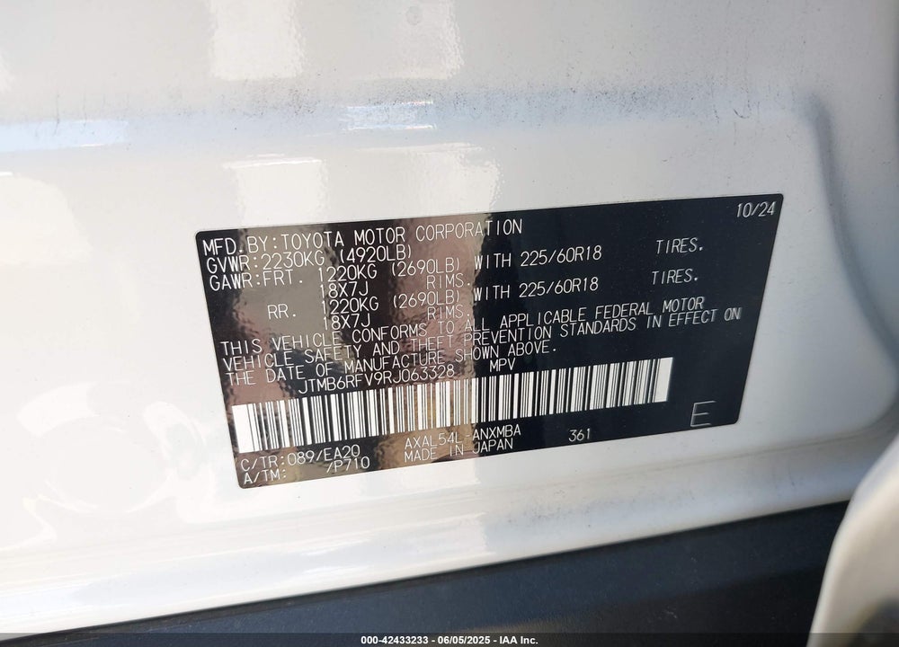2024 TOYOTA RAV4 HYBRID VIN: JTMB6RFV9RJ063328
