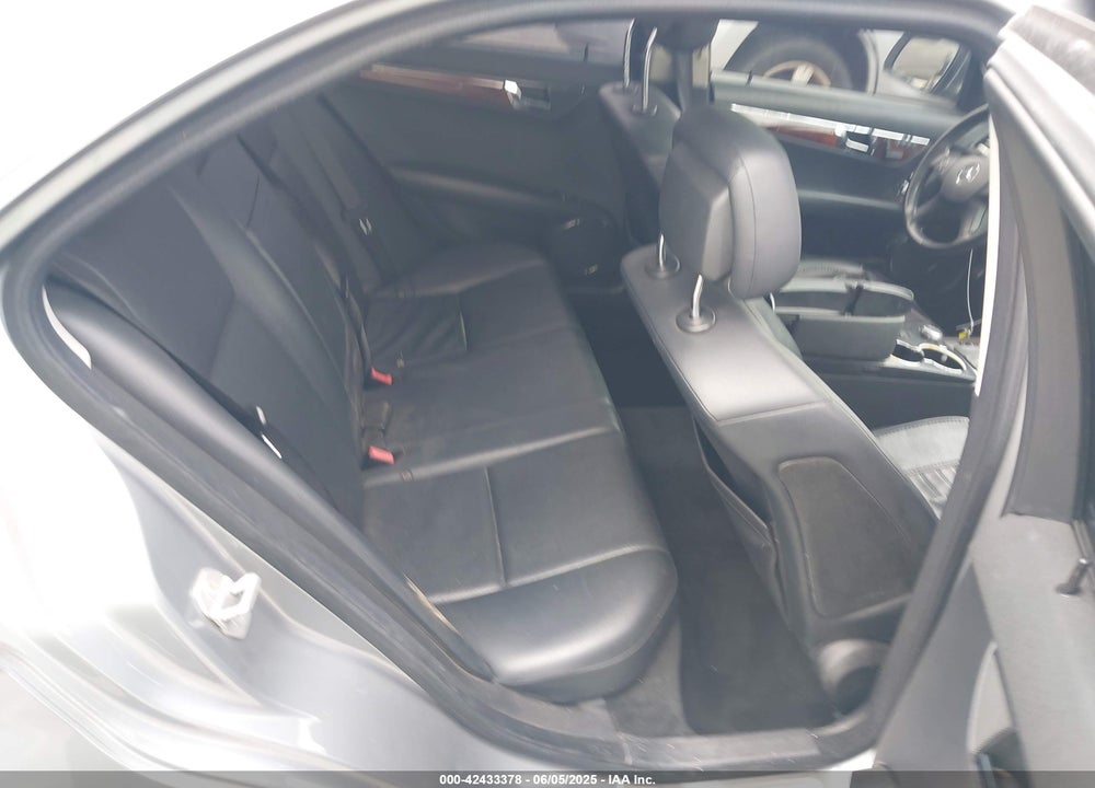 2009 MERCEDES-BENZ C CLASS VIN: WDDGF54X29F237428