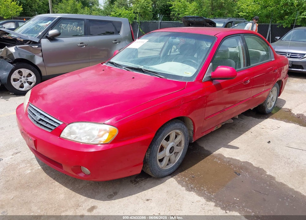 2003 KIA SPECTRA LS VIN: KNAFB121335301950