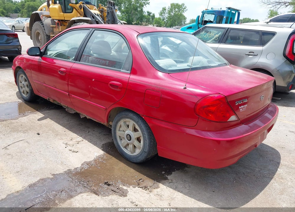 2003 KIA SPECTRA LS VIN: KNAFB121335301950