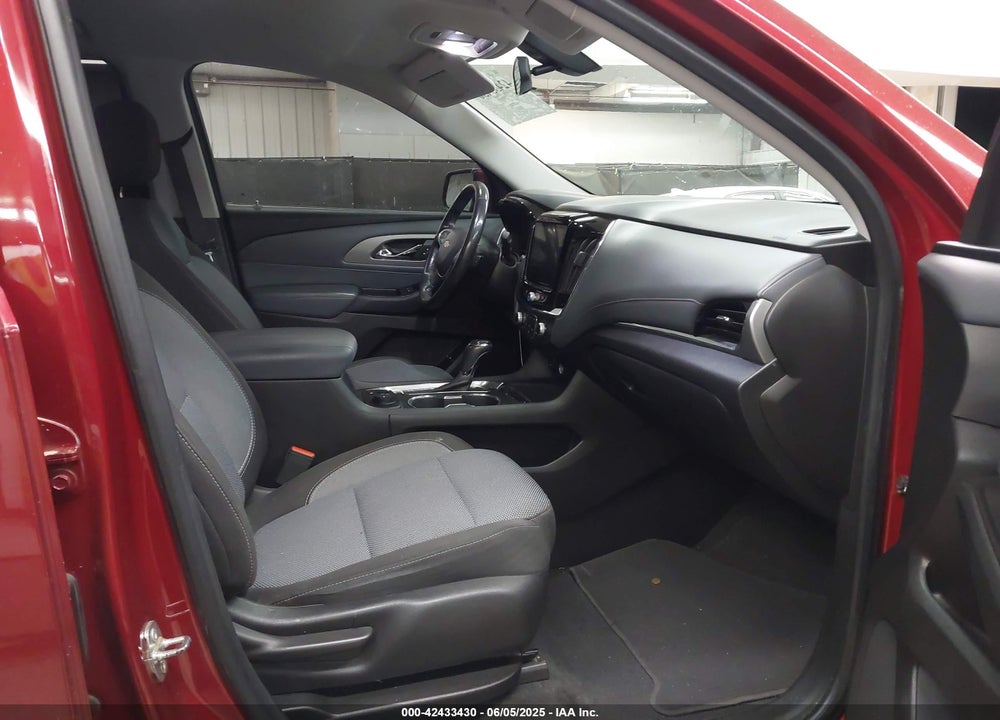 2018 CHEVROLET TRAVERSE VIN: 1GNERGKWXJJ195985