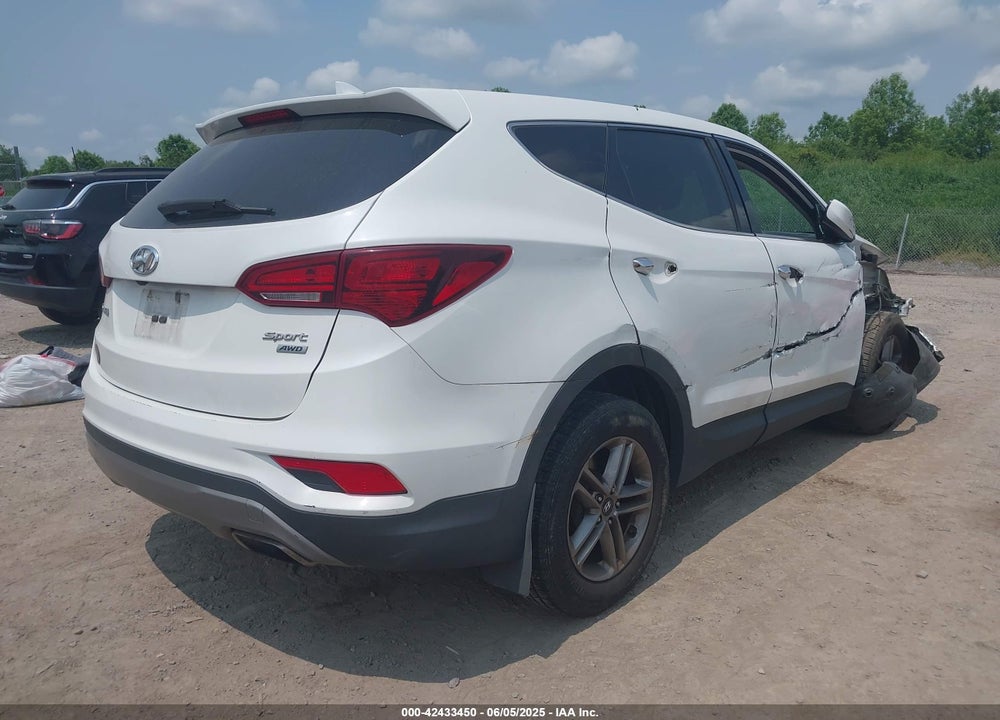 2017 HYUNDAI SANTA FE SPORT 2.4L VIN: 5XYZTDLB0HG383382