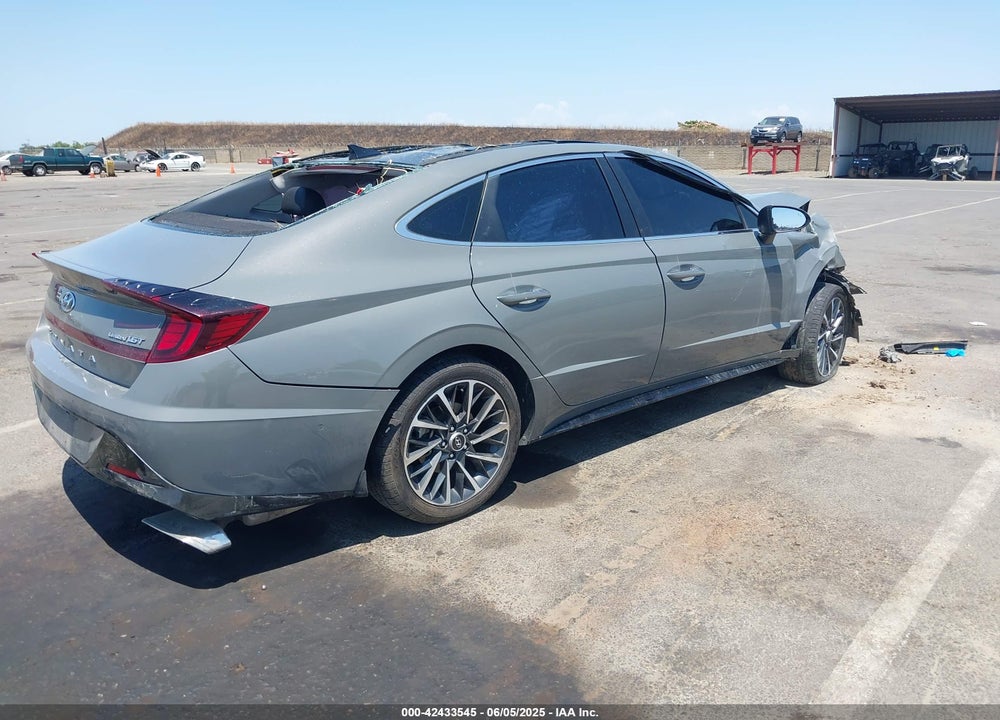 2022 HYUNDAI SONATA VIN: KMHL34J29NA180006
