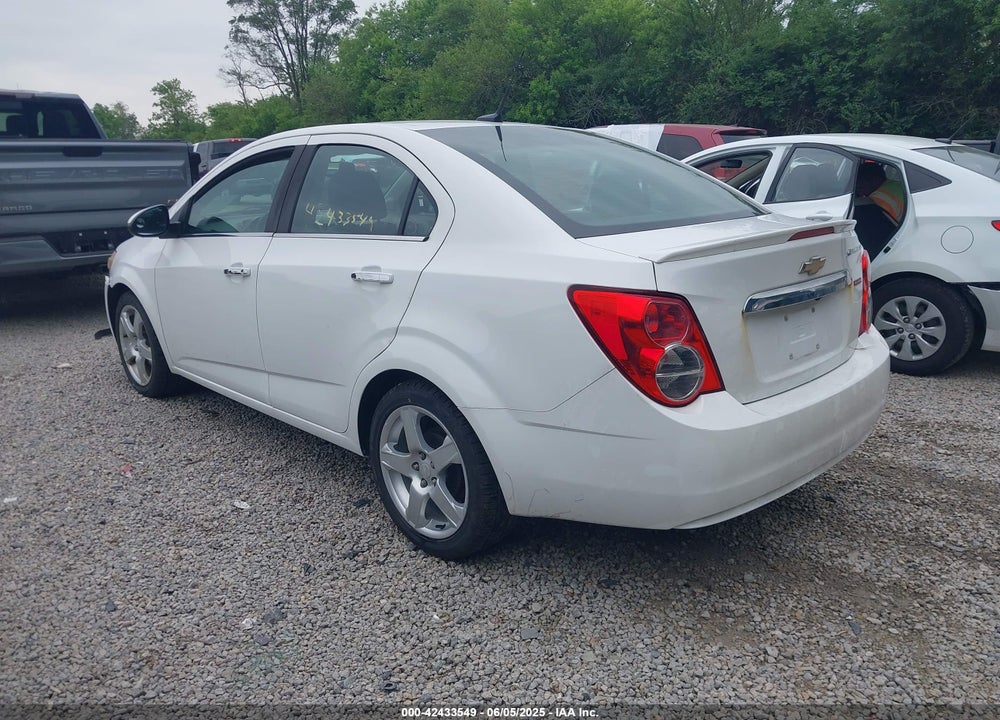 2014 CHEVROLET SONIC VIN: 1G1JE5SB8E4176935