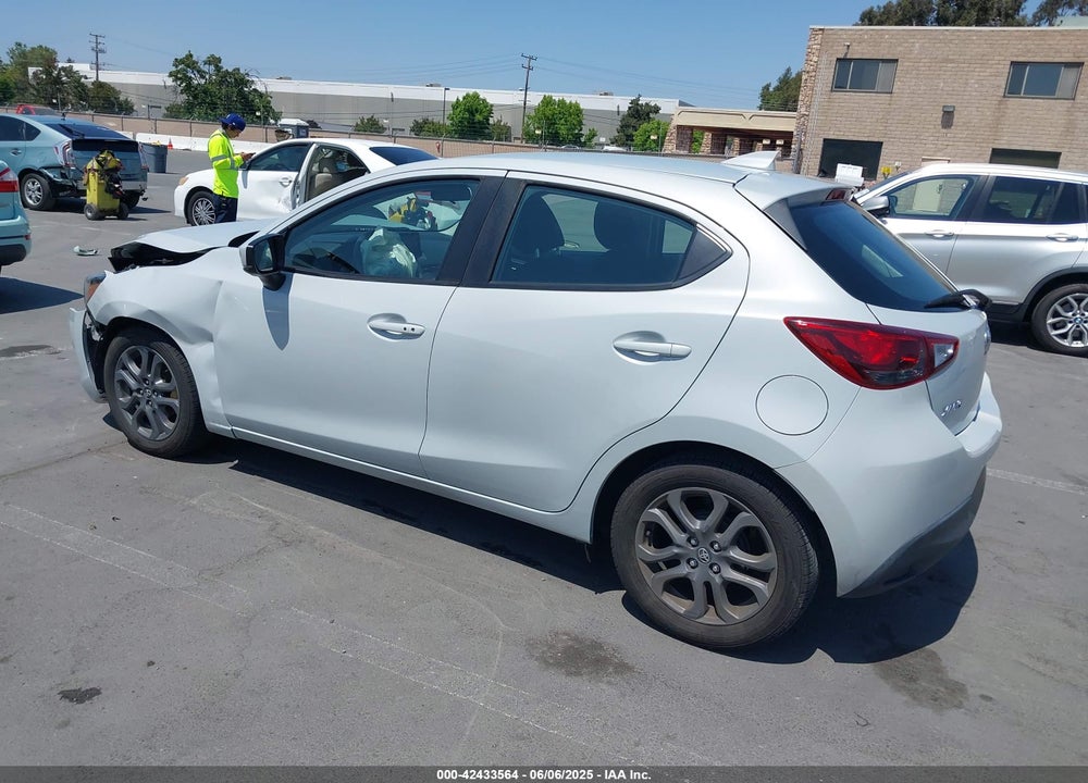 2020 TOYOTA YARIS VIN: 3MYDLBJV5LY704110