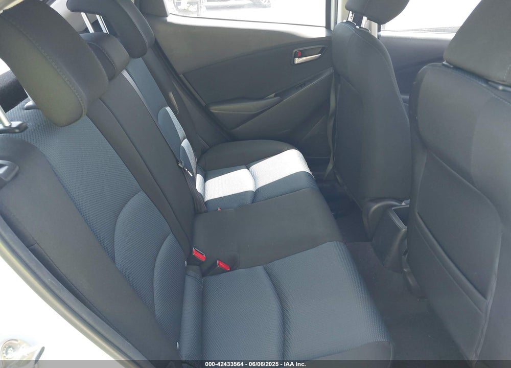 2020 TOYOTA YARIS VIN: 3MYDLBJV5LY704110
