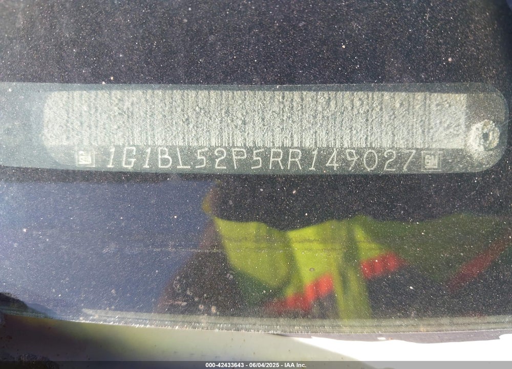1994 CHEVROLET CAPRICE CLASSIC VIN: 1G1BL52P5RR149027