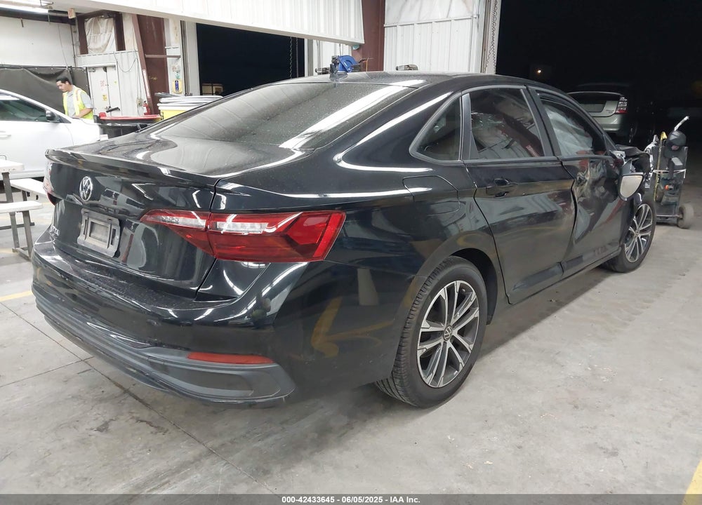 2022 VOLKSWAGEN JETTA VIN: 3VWBM7BU9NM006080