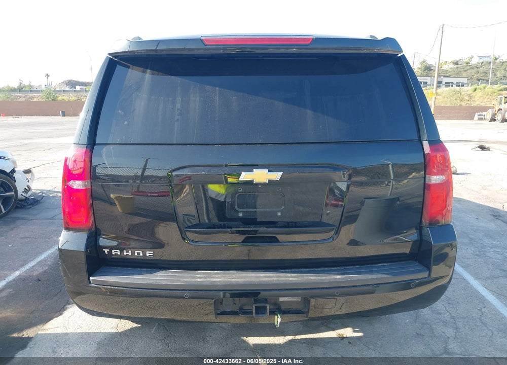 2017 CHEVROLET TAHOE LT VIN: 1GNSCBKC3HR200372